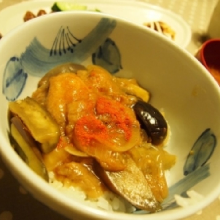 卵なし油麩丼、もしくは肉なし牛丼。